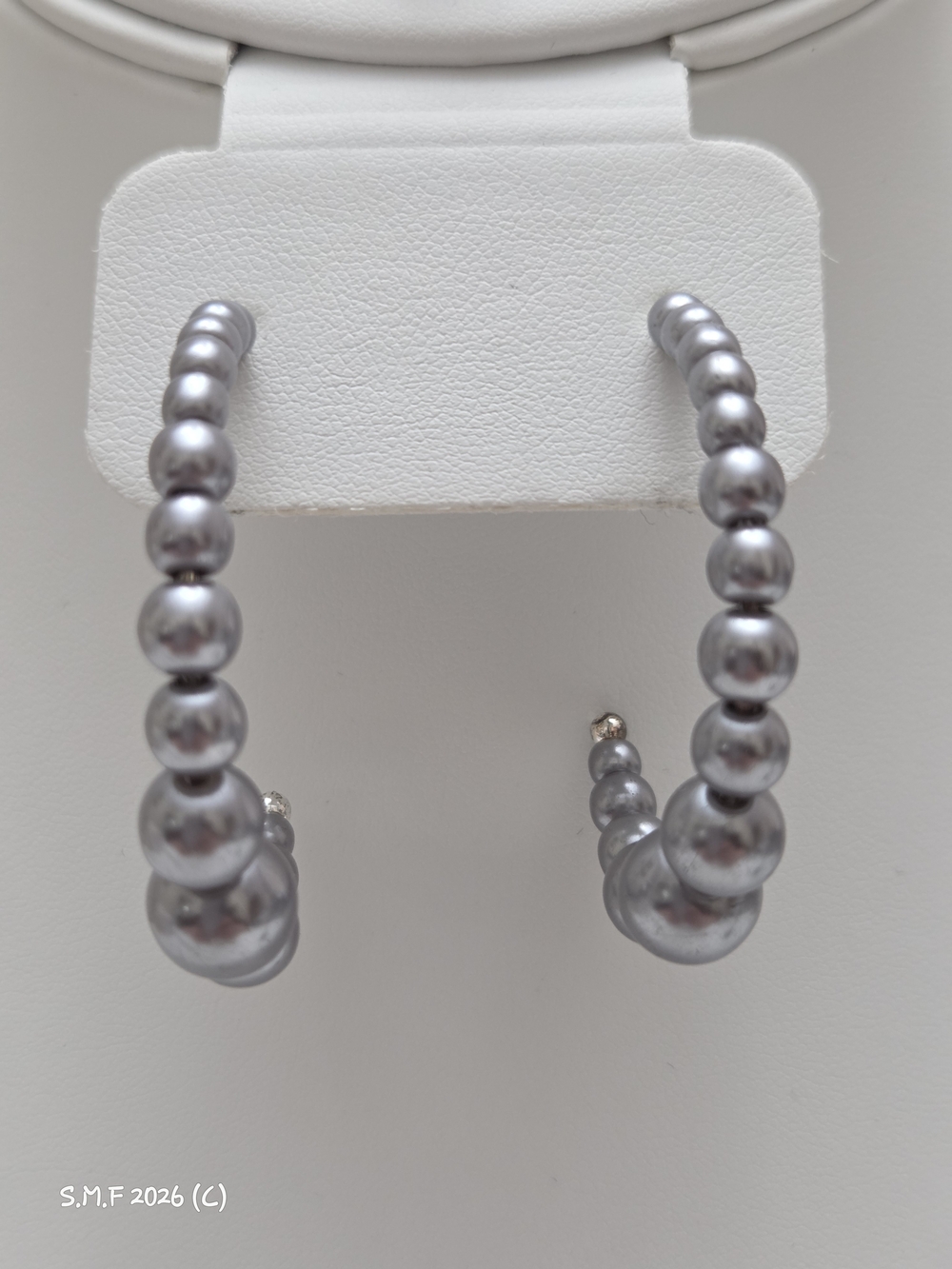 Vintage Avon Gray/Silver Beaded Hoop Earrings in Streling Silver